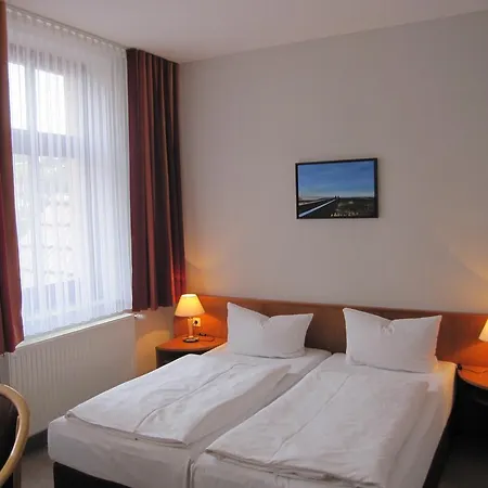 Hotel Am Kellerberg 3*